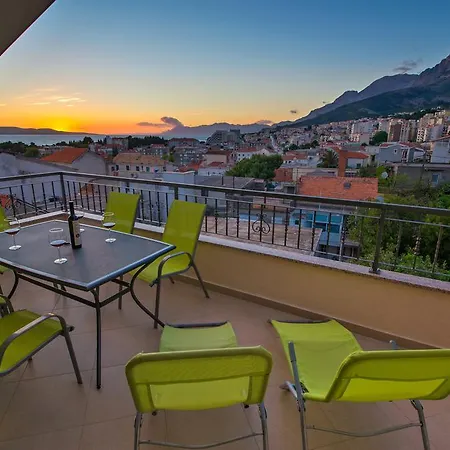 Sunset Апартаменти Макарська
